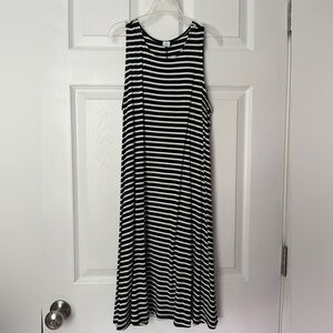 Old Navy XS black and white stripe swing dress